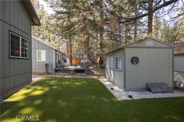 Detail Gallery Image 28 of 32 For 42824 Cedar Ave, Big Bear Lake,  CA 92315 - 4 Beds | 3 Baths