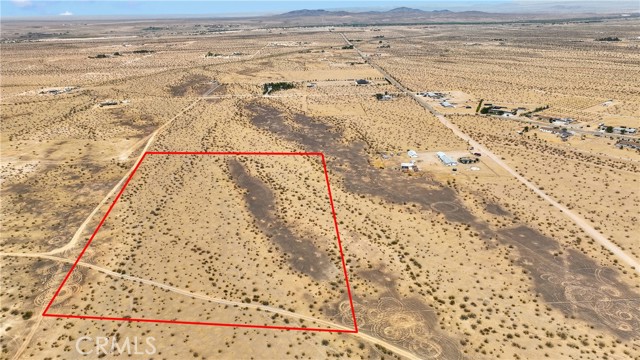 27320 Rodeo Road, Helendale CA: https://media.crmls.org/medias/279c3786-53f8-4771-8c54-c183a12edce8.jpg