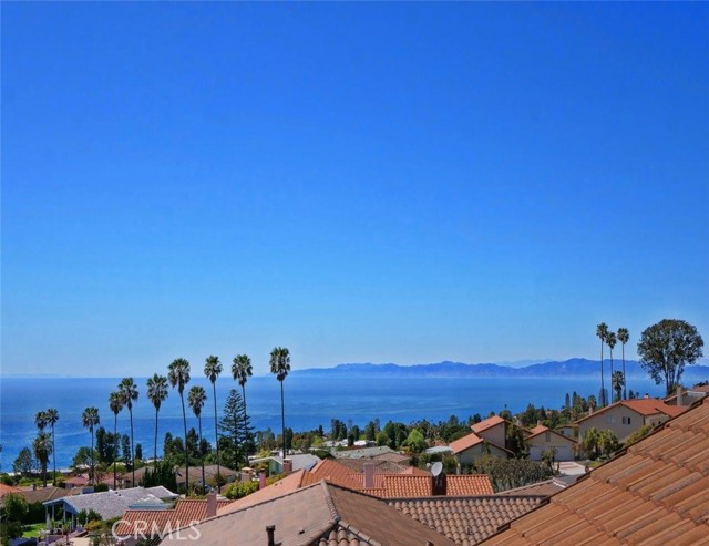 Malibu and Point Dume coastline views!