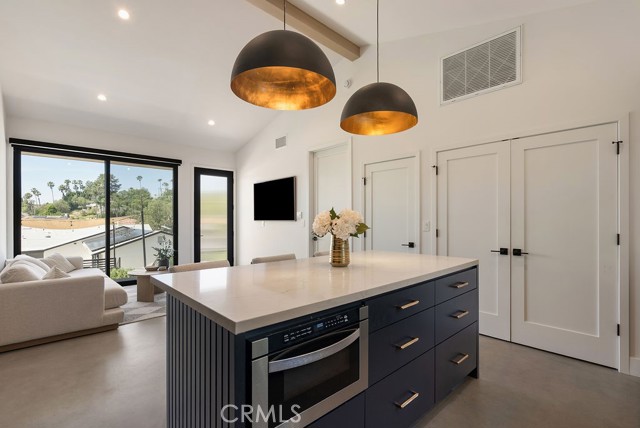 Detail Gallery Image 56 of 74 For 12822 Fairhaven, Santa Ana,  CA 92705 - 6 Beds | 4/1 Baths