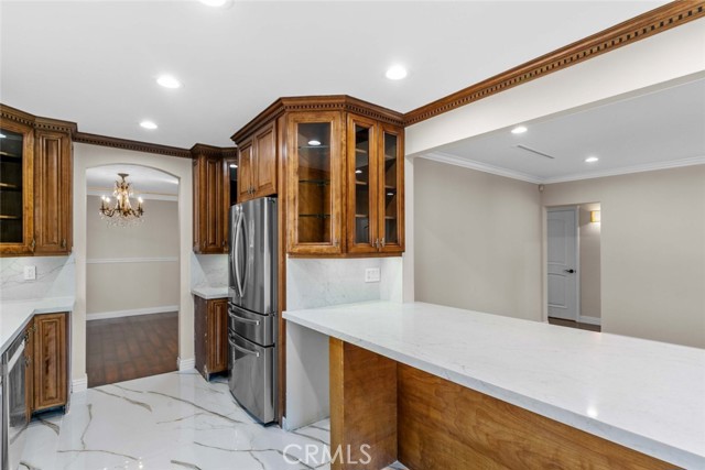 Detail Gallery Image 19 of 61 For 415 Birmingham Rd, Burbank,  CA 91504 - 4 Beds | 3/1 Baths