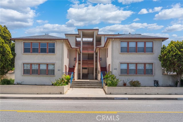 823 W 25th Street, San Pedro CA: https://media.crmls.org/medias/279d5369-148f-413e-b0bc-c133af6cb6ef.jpg