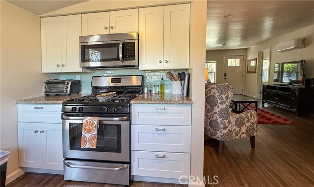 Detail Gallery Image 9 of 33 For 1712 Pine Street, Paso Robles,  CA 93446 - 3 Beds | 2 Baths