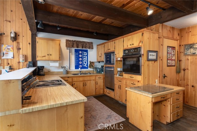 Detail Gallery Image 14 of 71 For 7604 Summit Rd, Fish Camp,  CA 93623 - 4 Beds | 3 Baths