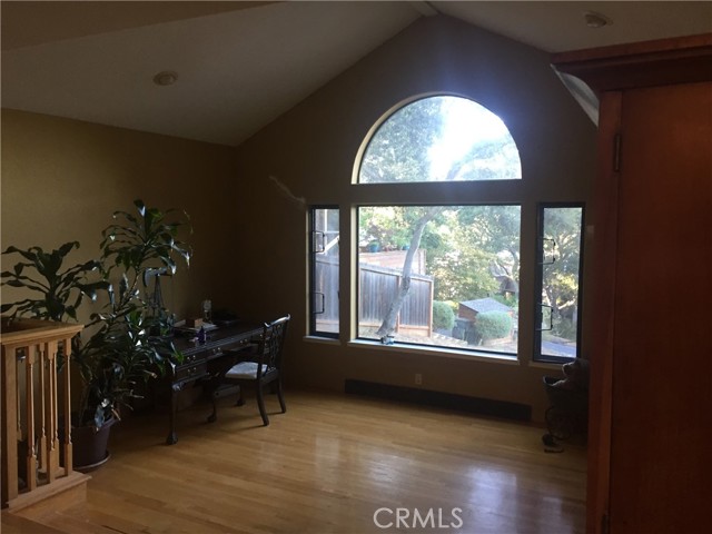 Detail Gallery Image 8 of 18 For 3747 Hamilton, Redwood City,  CA 94062 - 3 Beds | 3 Baths