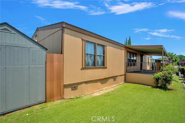350 S Willow Avenue, Rialto CA: https://media.crmls.org/medias/279eeef9-b570-451e-a393-4ece928f1616.jpg