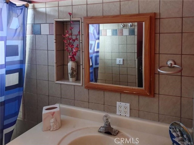 2823 Budau Avenue, Los Angeles CA: https://media.crmls.org/medias/27a1e80f-dd01-478b-a09b-b7d7fdda1fa2.jpg