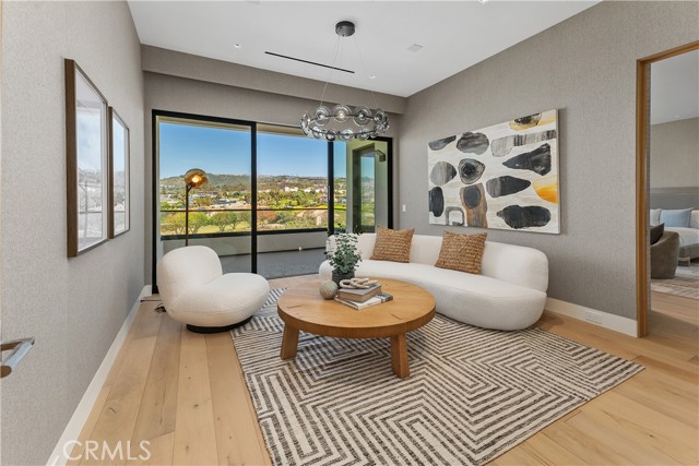 13 Ritz Cove Drive, Dana Point CA: https://media.crmls.org/medias/27a29e46-6193-4ae4-a8de-c920640ff9f5.jpg