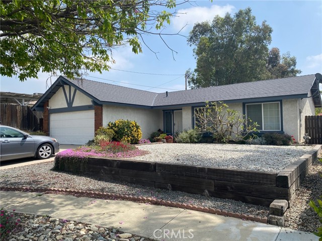 Detail Gallery Image 3 of 22 For 9605 Emerald Ct, Fontana,  CA 92335 - 3 Beds | 2 Baths
