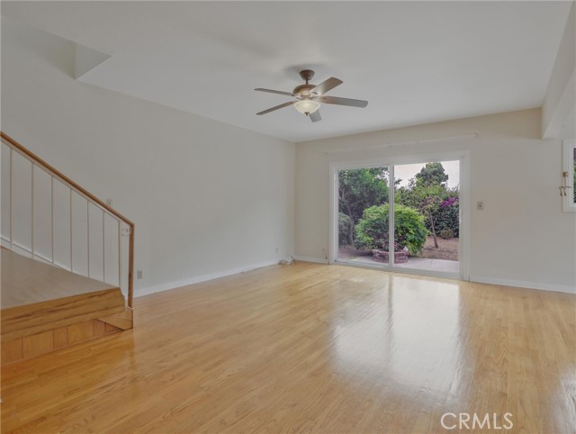 1017 Cordova Avenue, Glendale CA: https://media.crmls.org/medias/27a38880-5e9d-4b1a-ae03-615d601a8473.jpg