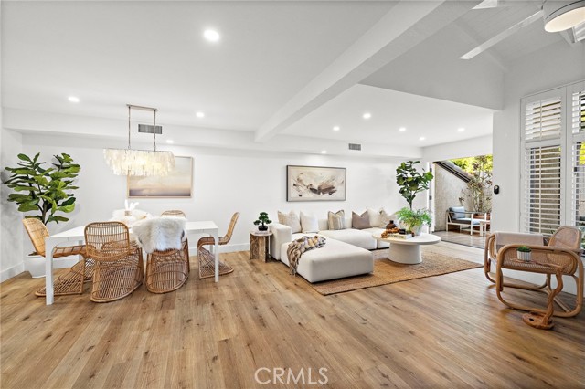 Front Image Thumbnail for CRLG26083296