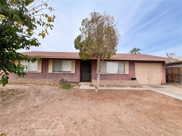 Detail Gallery Image 1 of 10 For 357 N Carlton Ave, Blythe,  CA 92225 - 3 Beds | 1 Baths