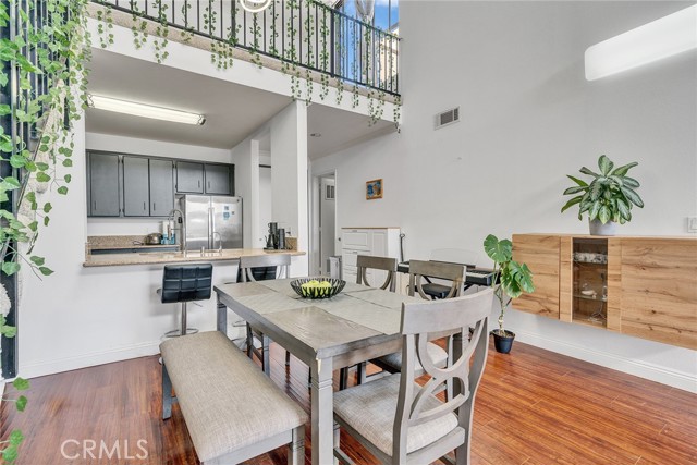 625 S Berendo Street, Los Angeles CA: https://media.crmls.org/medias/27a46ac8-3b62-4295-b55c-5c6dd506c2b1.jpg