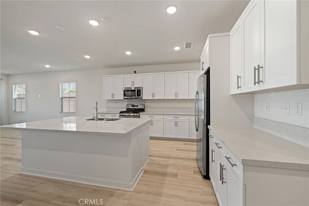 MLS #AR25084914 img 52