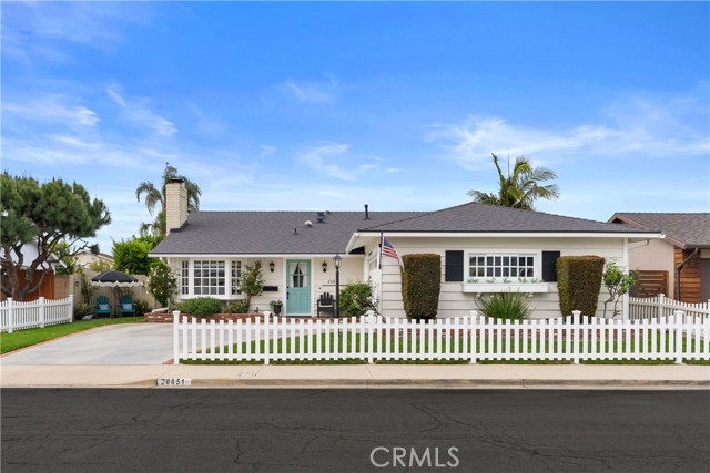 Front Image Thumbnail for CROC26049170