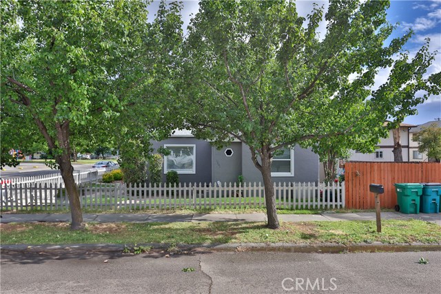 Detail Gallery Image 6 of 33 For 1201 South St, Corning,  CA 96021 - 5 Beds | 1/1 Baths