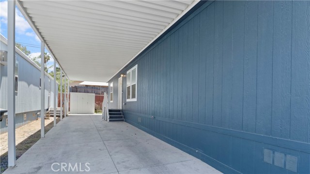 300 Ellis Street, Lake Elsinore CA: https://media.crmls.org/medias/27a6d63b-bed6-4290-b73b-878777c73efb.jpg