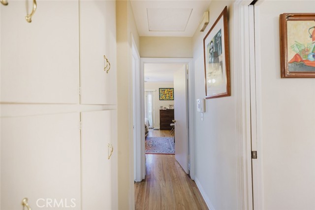 Detail Gallery Image 14 of 32 For 15439 Hart St, Van Nuys,  CA 91406 - 2 Beds | 2 Baths