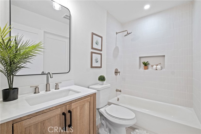 Detail Gallery Image 16 of 22 For 1425 W 12th St #262,  Los Angeles,  CA 90015 - 2 Beds | 1 Baths