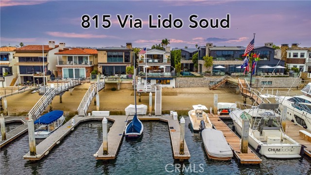 Detail Gallery Image 3 of 61 For 815 via Lido Soud, Newport Beach,  CA 92663 - 5 Beds | 5/1 Baths