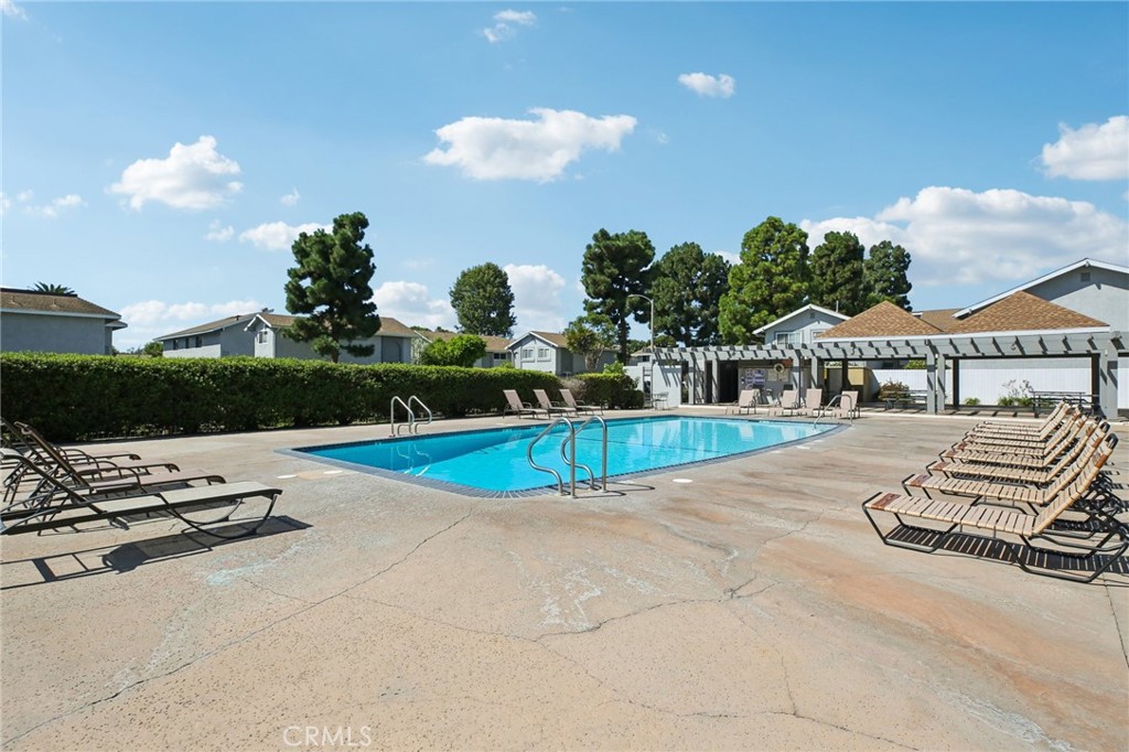 27a81053 48d8 4b3e B16f 631c62e3cad6