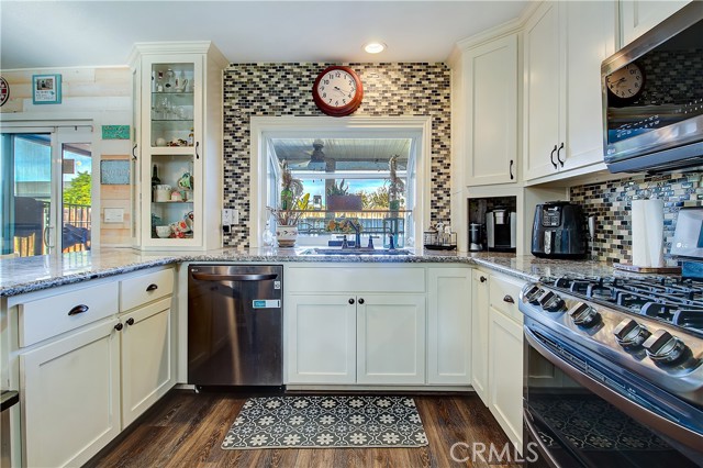 Detail Gallery Image 10 of 29 For 3415 Revere Rd, Riverside,  CA 92503 - 3 Beds | 2 Baths