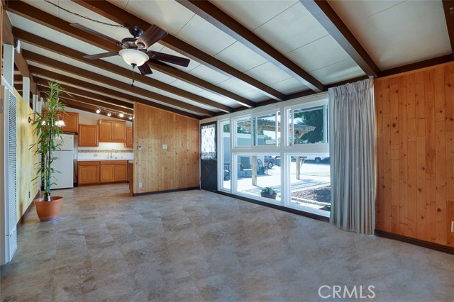 Detail Gallery Image 7 of 20 For 1121 W Avenue J6, Lancaster,  CA 93534 - 4 Beds | 2 Baths