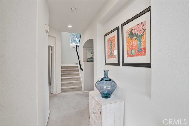 Detail Gallery Image 6 of 45 For 27624 Briarcliff Pl, Valencia,  CA 91354 - 5 Beds | 3 Baths