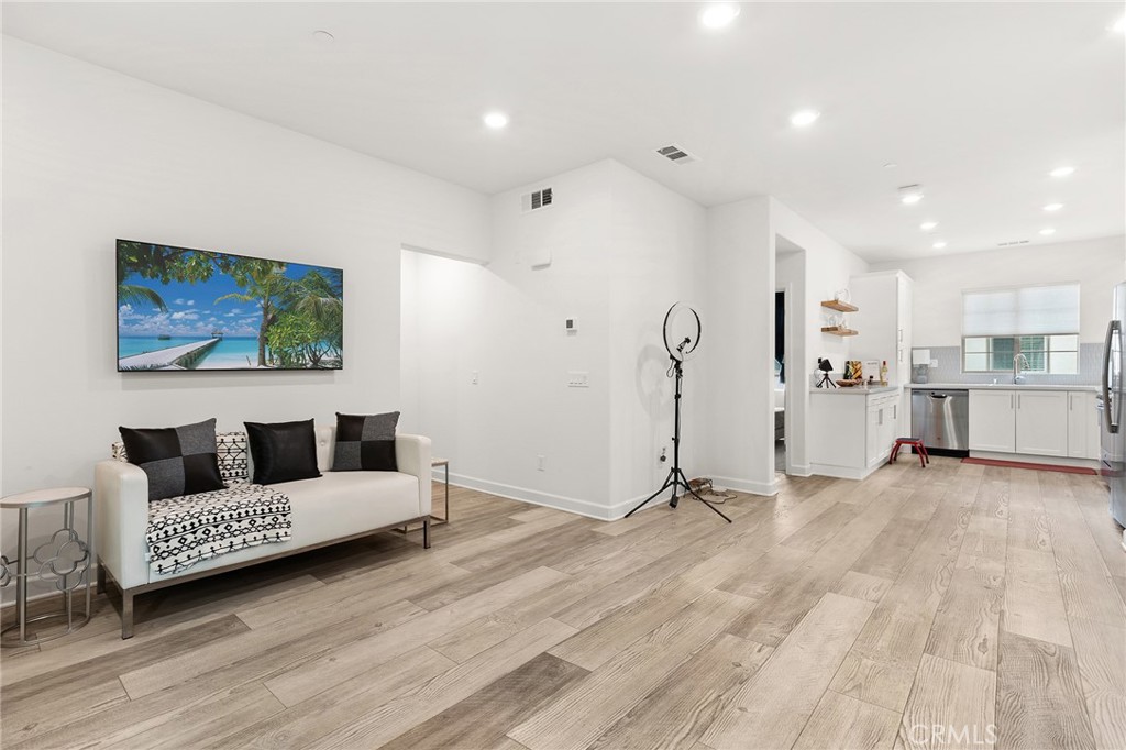 4374 Nautilus - photo 2