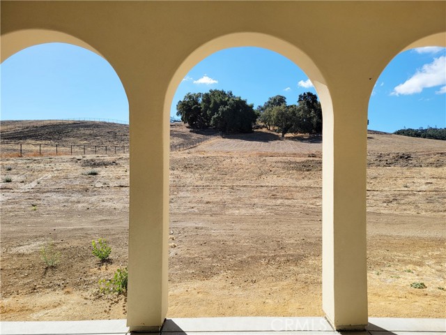 Detail Gallery Image 9 of 50 For 8716 San Rafael Rd, Atascadero,  CA 93422 - 4 Beds | 3/1 Baths