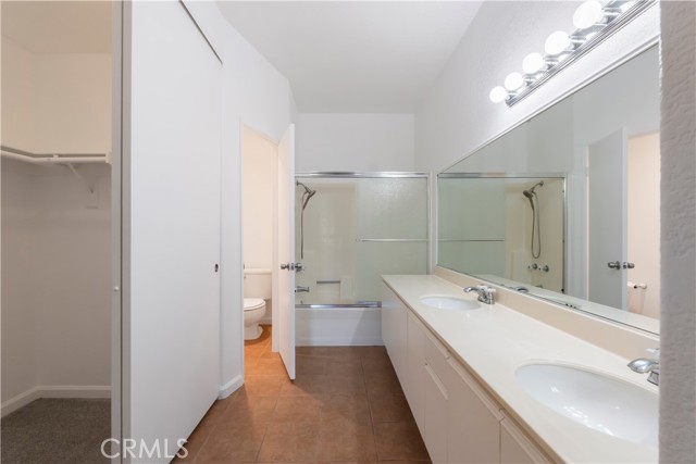 28 Sandpiper Lane, Aliso Viejo CA: https://media.crmls.org/medias/27acebdb-7cee-4a4b-bc17-5bbc2854fd06.jpg
