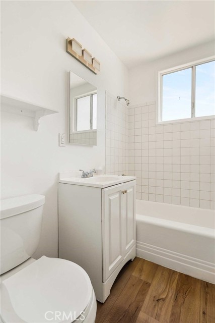 Image 31 of 40 For 5316 Lorelei Avenue