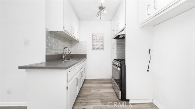 Detail Gallery Image 7 of 17 For 4431 Don Ricardo Dr #20,  Los Angeles,  CA 90008 - 1 Beds | 1 Baths