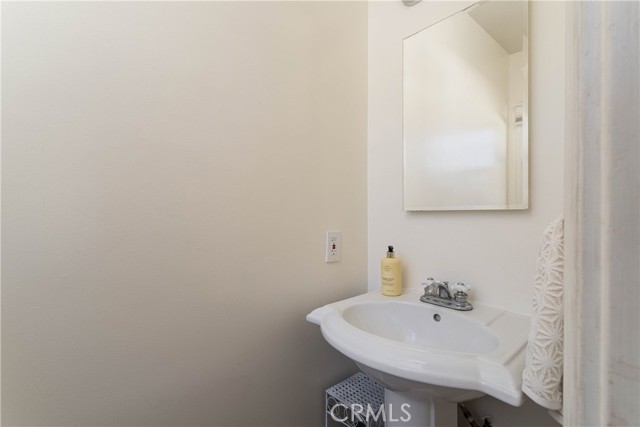 Detail Gallery Image 19 of 38 For 11746 Broadway Ave, Whittier,  CA 90601 - 3 Beds | 1/1 Baths