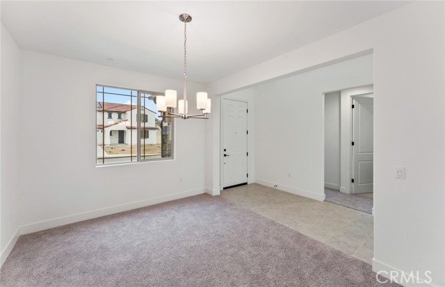 Detail Gallery Image 14 of 36 For 4083 Madonna Cir, Lake Elsinore,  CA 92530 - 6 Beds | 5 Baths