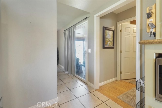 Detail Gallery Image 17 of 52 For 5520 Trail Canyon Dr, Jurupa Valley,  CA 91752 - 4 Beds | 2 Baths