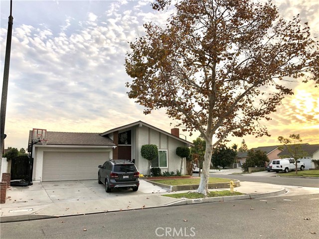 13132 Hedda Dr, Cerritos, CA 90703