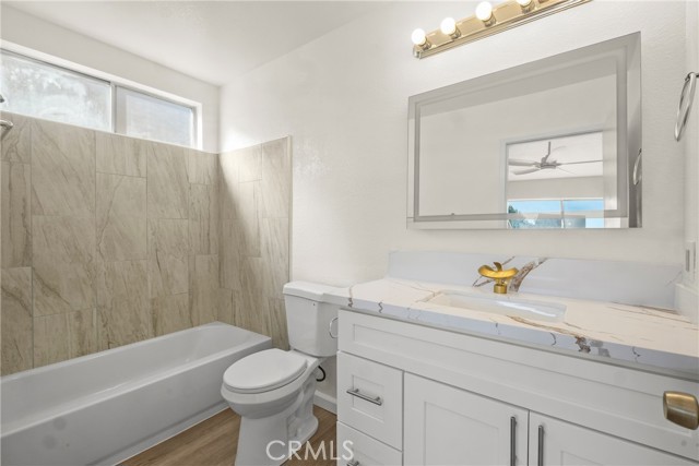 Detail Gallery Image 9 of 27 For 2130 Matthew Ave, Rosamond,  CA 93560 - 3 Beds | 2 Baths