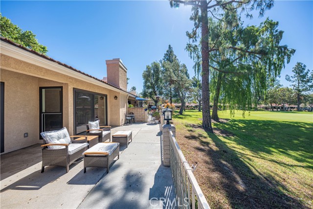 Detail Gallery Image 30 of 49 For 808 Pebble Beach Dr, Upland,  CA 91784 - 2 Beds | 2 Baths