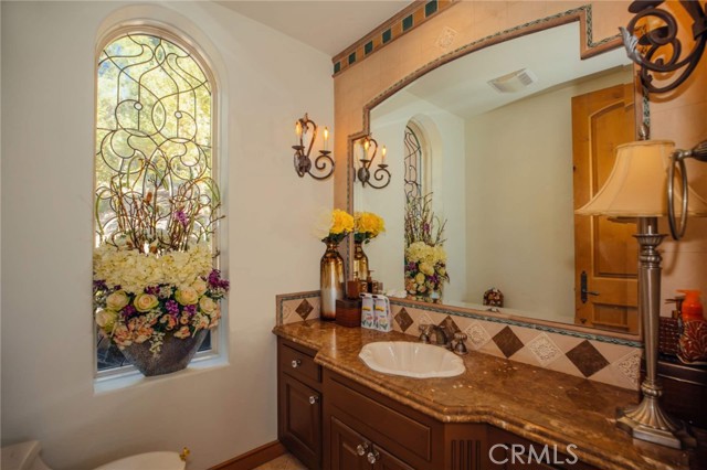 Detail Gallery Image 32 of 73 For 365 Oak Mountain Rd, Bradbury,  CA 91008 - 4 Beds | 4/2 Baths