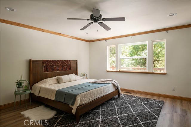 Detail Gallery Image 8 of 27 For 1626 Creek Dr, Lake Arrowhead,  CA 92352 - 3 Beds | 2/1 Baths