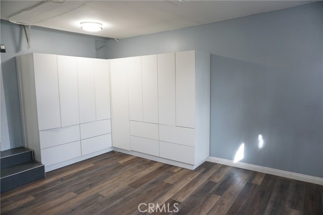10109 Noble Avenue, Mission Hills (San Fernando) CA: https://media.crmls.org/medias/27b3eec2-bfc1-4a09-aa0e-4381ab4b7676.jpg