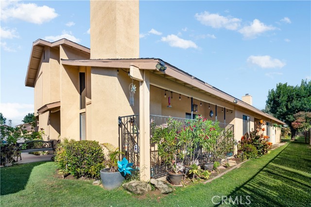 Detail Gallery Image 14 of 16 For 1000 Olive Dr #40,  Bakersfield,  CA 93308 - 2 Beds | 2 Baths