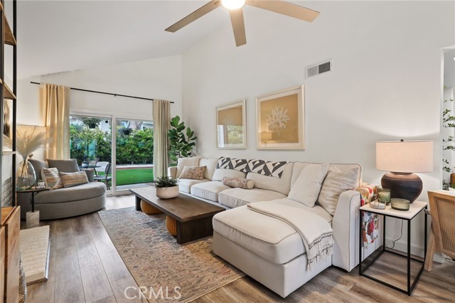 33586 Via Corvalian, Dana Point CA: https://media.crmls.org/medias/27b5b107-284d-47dc-9b37-67dd95f51cfe.jpg