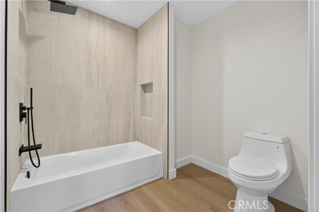 15455 Sherman photo 13