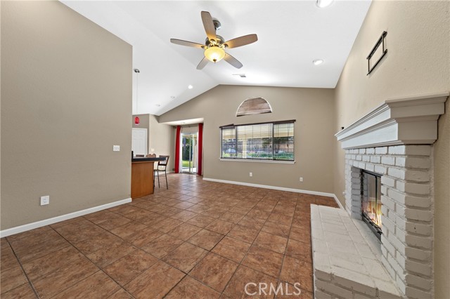 Detail Gallery Image 13 of 53 For 1279 Park, San Jacinto,  CA 92583 - 4 Beds | 2/1 Baths