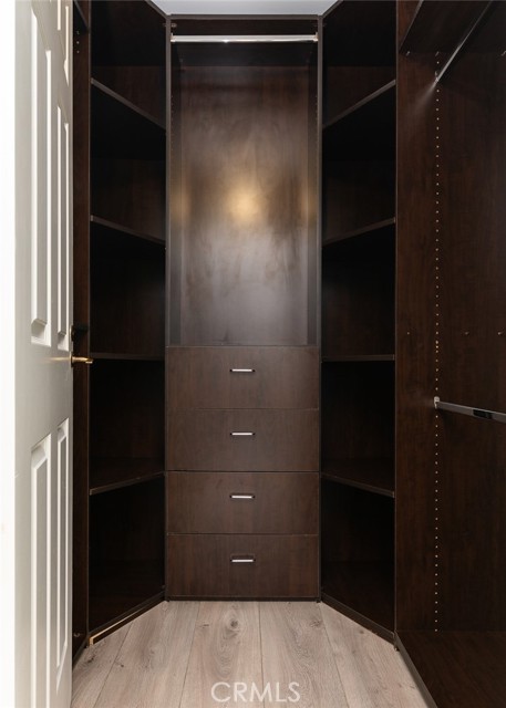 Detail Gallery Image 28 of 57 For 343 Pioneer Dr #504,  Glendale,  CA 91203 - 3 Beds | 2 Baths