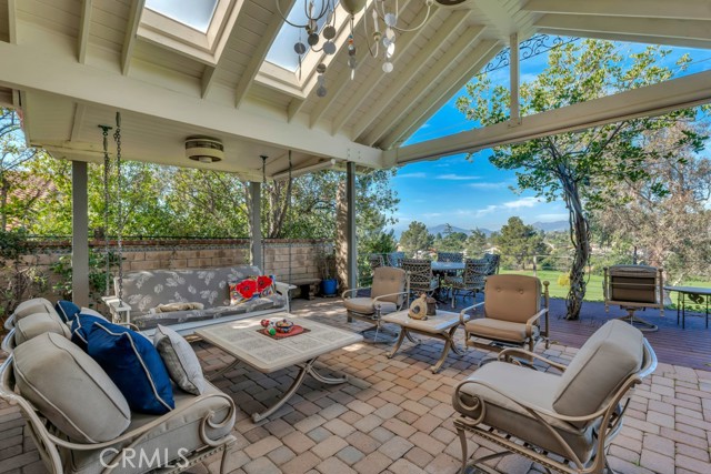 Detail Gallery Image 21 of 50 For 11431 Porter Valley, Porter Ranch,  CA 91326 - 3 Beds | 2 Baths