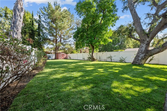 Detail Gallery Image 43 of 47 For 12042 Bradford Pl, Granada Hills,  CA 91344 - 5 Beds | 4/1 Baths