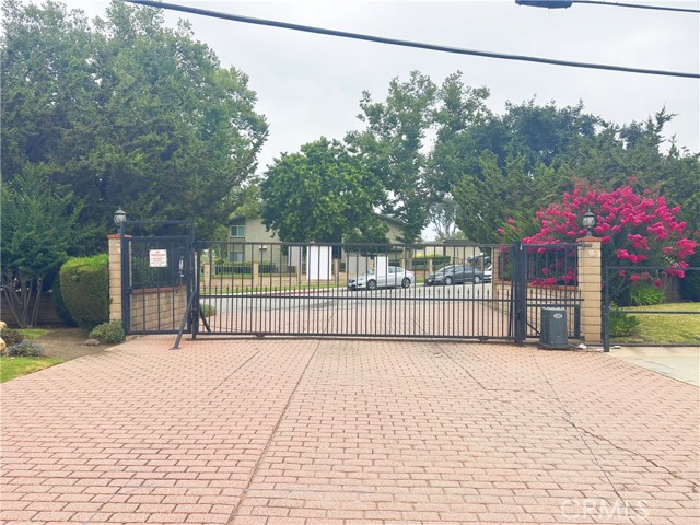 2424 S Diamond Bar Blvd, Diamond Bar CA: https://media.crmls.org/medias/27b9ba79-f8ce-431d-9631-192b3841dd6b.jpg